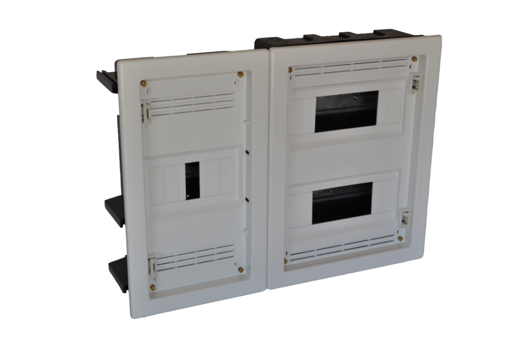 SEAVI - CAJA EMPOTRAR 18+ICP C/PUERTA